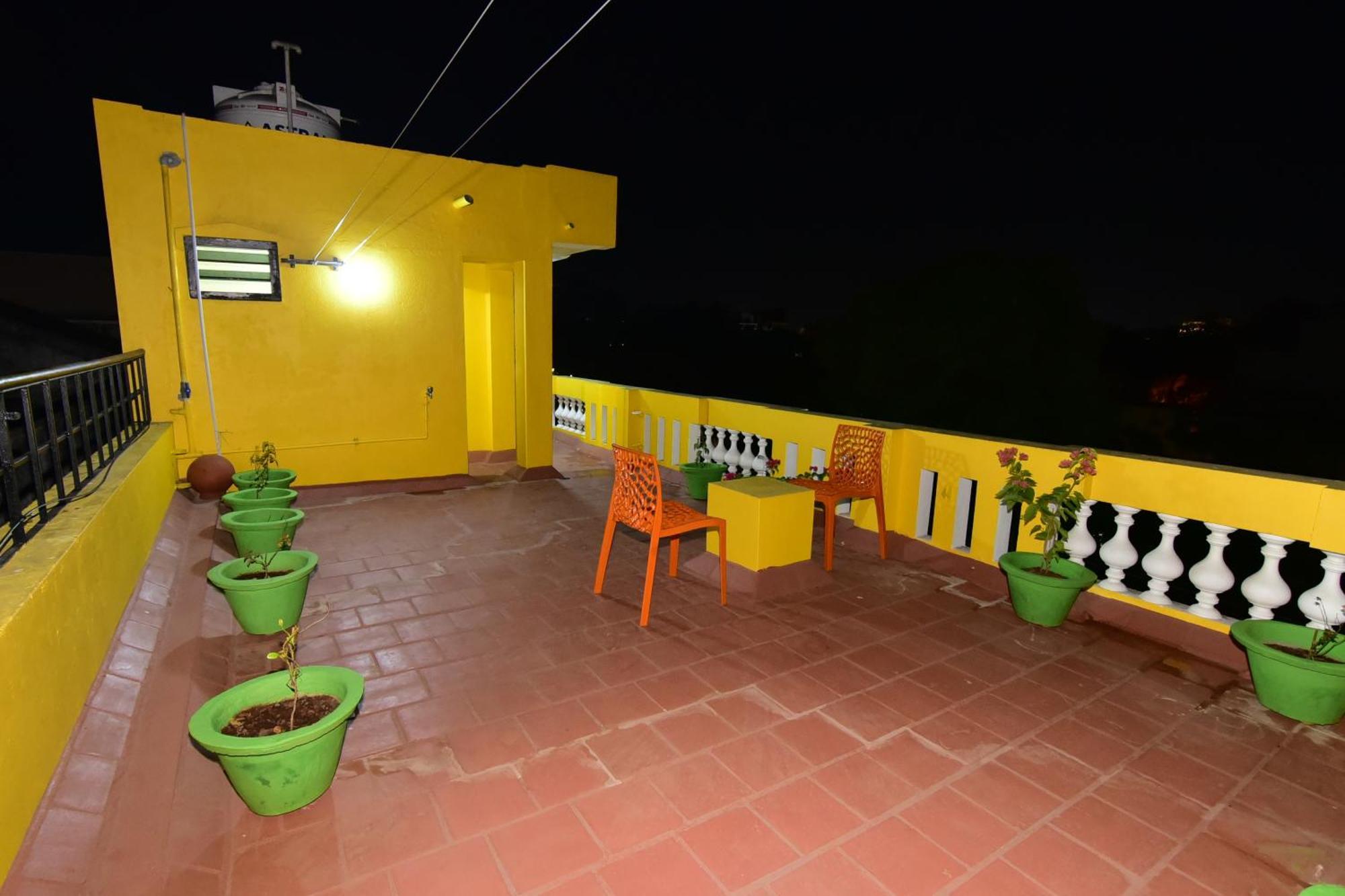 Chez Linda Home Stay ポンディシェリ エクステリア 写真